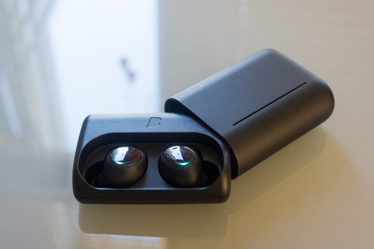 Bragi Dash Review - grooVC